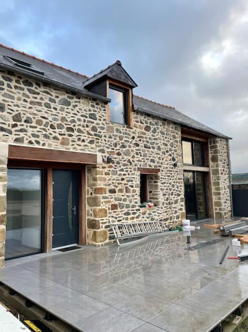 Magnifique Corps De Ferme Renove Avec Jacuzzi Villa Hillion Buitenkant foto