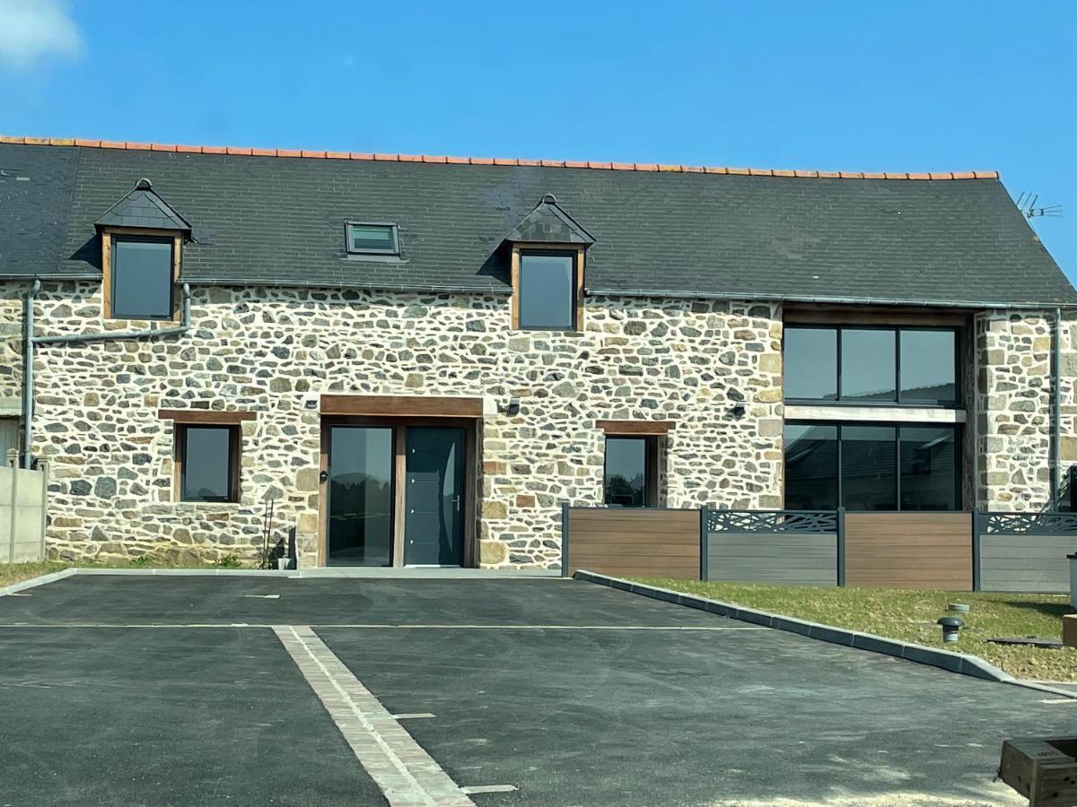 Magnifique Corps De Ferme Renove Avec Jacuzzi Villa Hillion Buitenkant foto